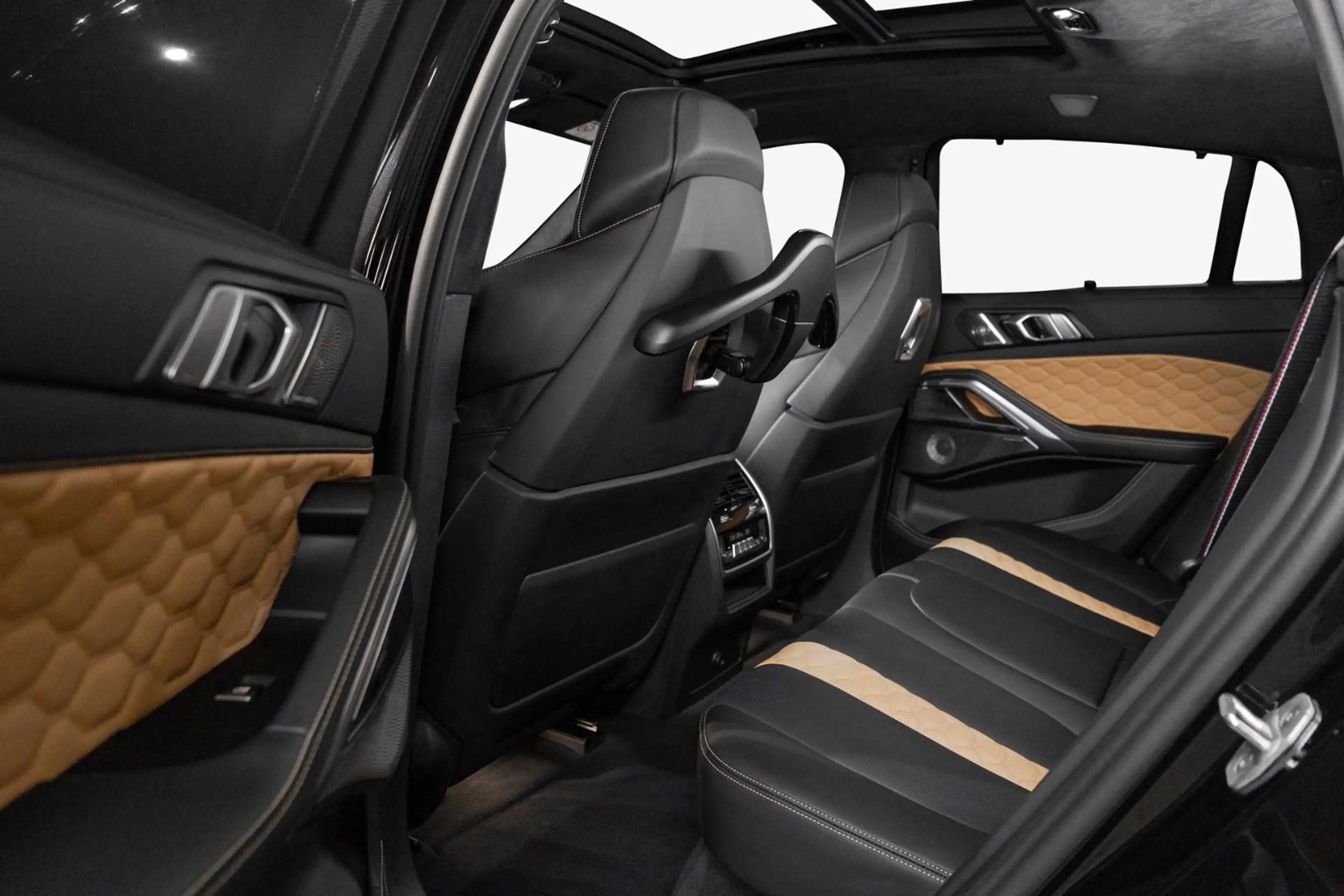 BMW X6 M X6M Competition°GARANTIE°B&W°MASS°PANO°SOFT°360° — photo 15