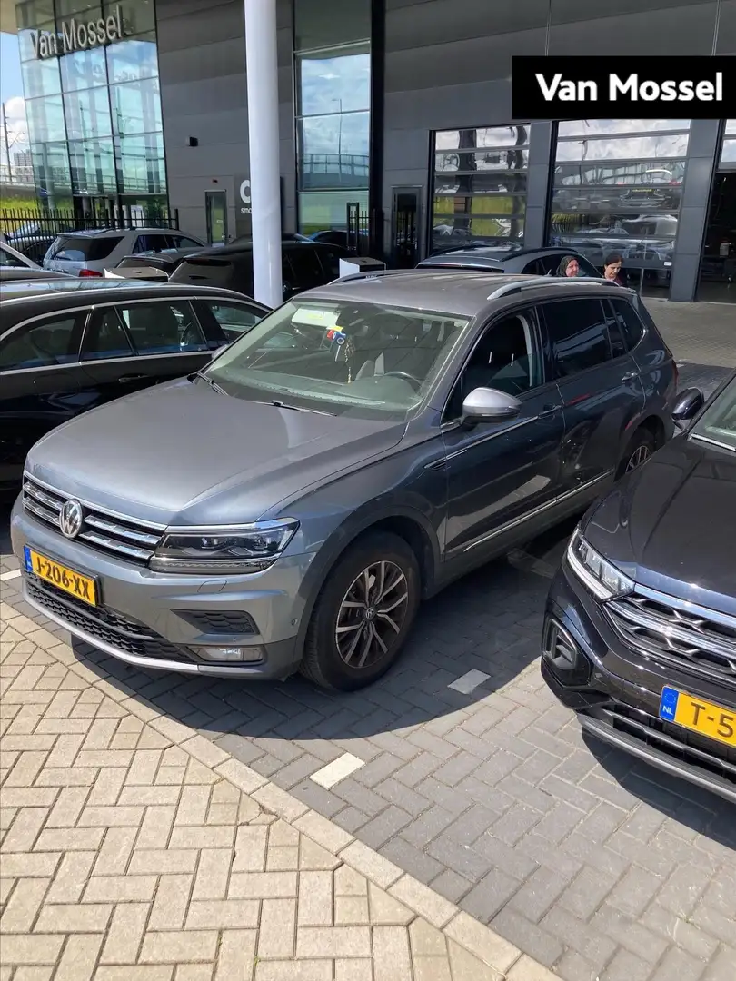 Volkswagen Tiguan Allspace 1.5 TSI Comfortline 7-Persoons | 150 PK | Automaat Grijs - 1