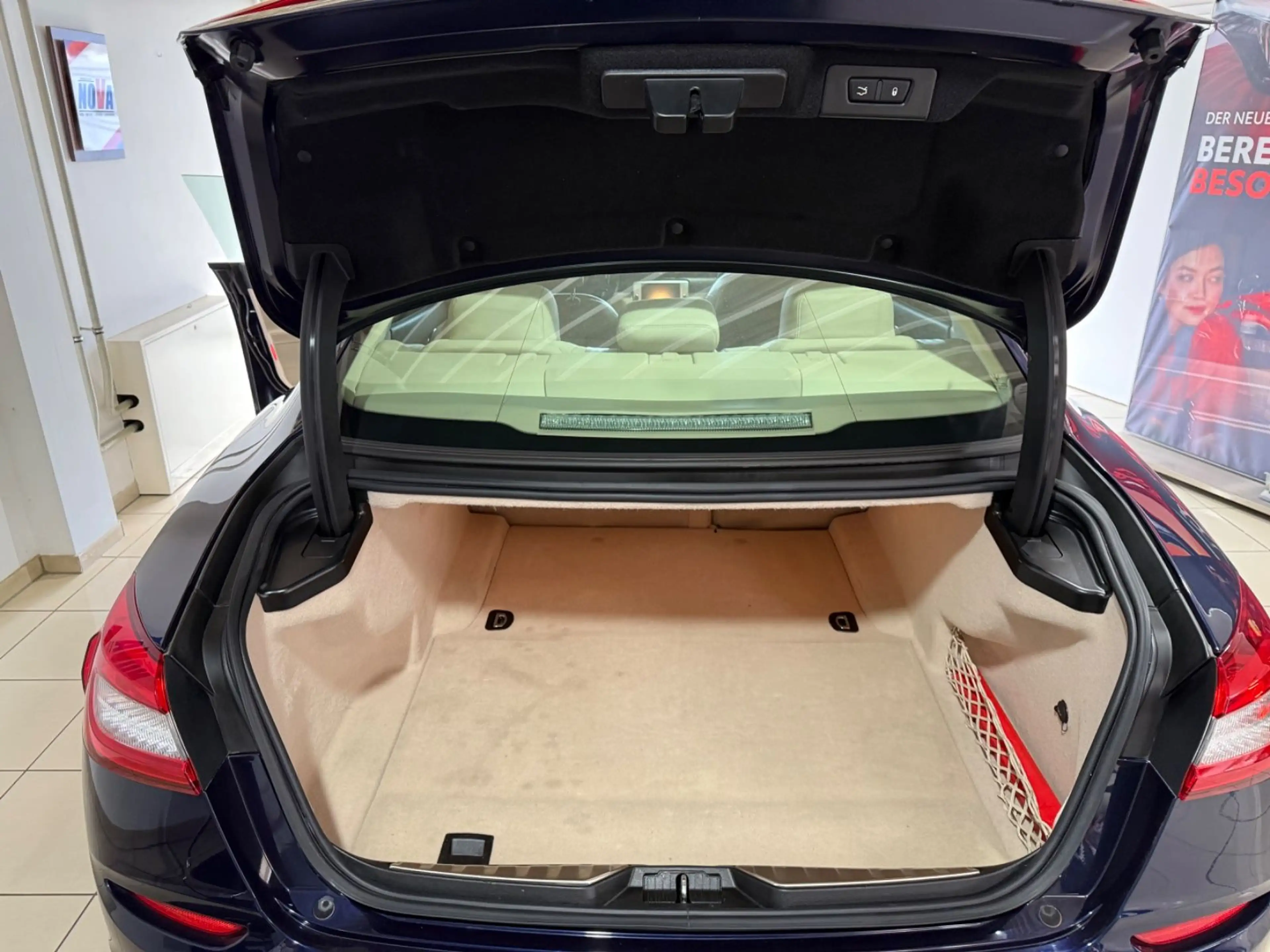 Maserati Quattroporte 3.0 V6 D*KEYGO*H&K*NAVI*LEDER*KAM — photo 14