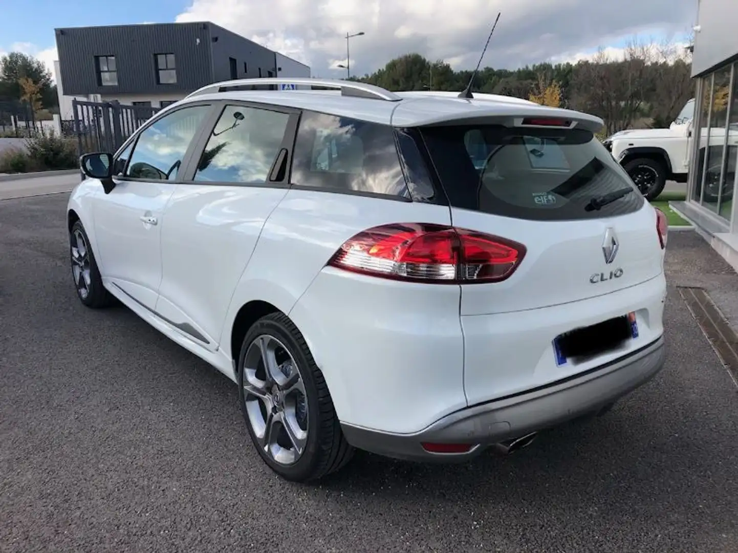 Renault Clio IV ESTATE 0.9 TCE 90CH ENERGY INTENS Blanc - 2