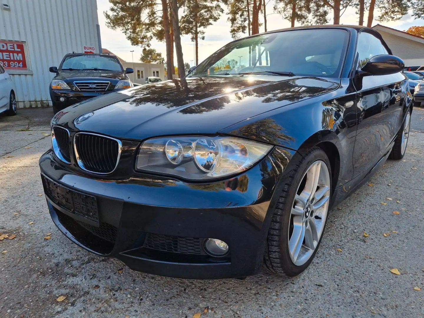 BMW 118 i CABRiO ADVANTAGE M-PAKET LEDER KLiMA PDC Noir - 1
