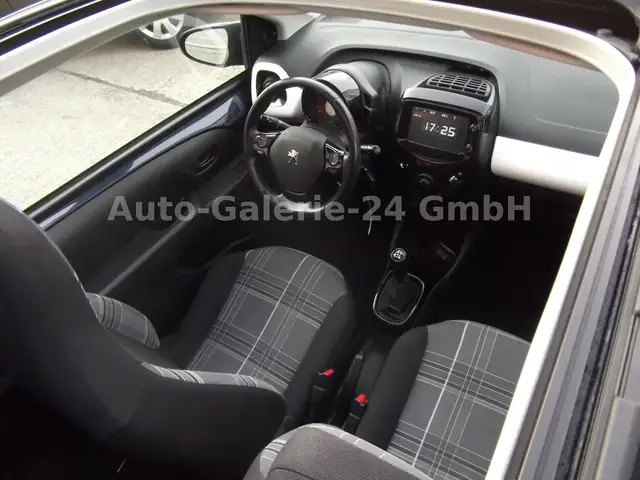 Peugeot 108 view 14