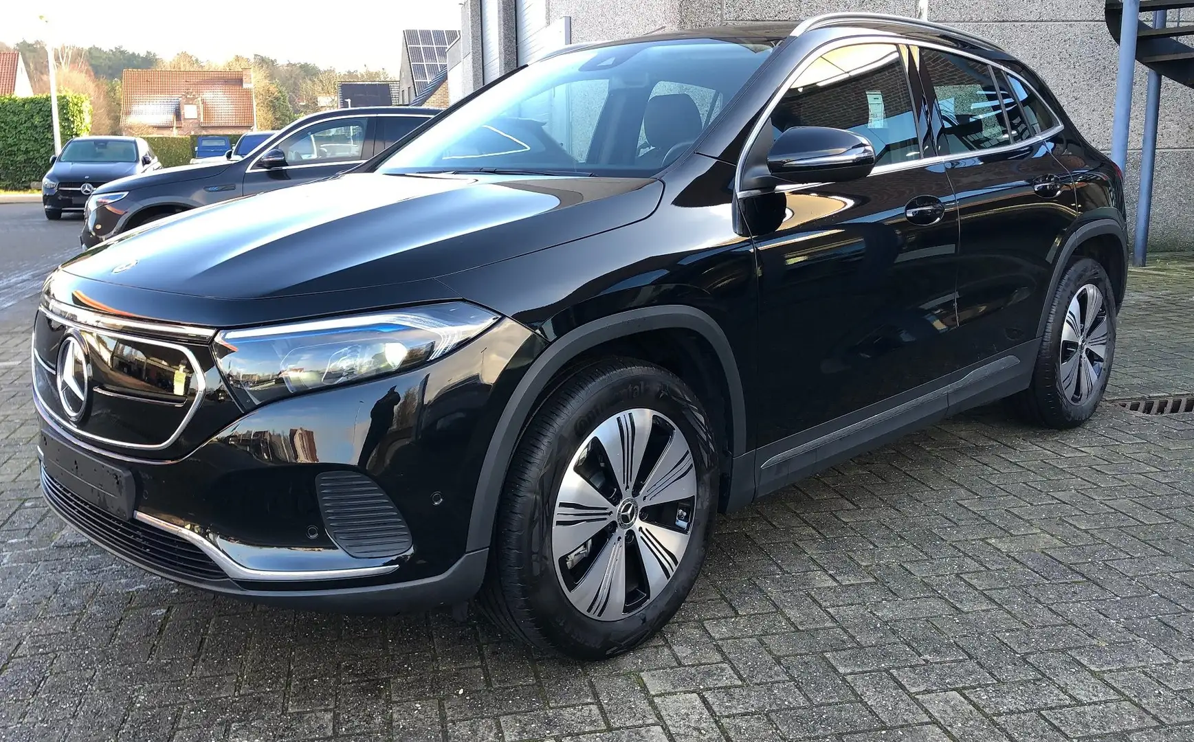 Mercedes-Benz EQA 250 Progressive | Camera | Dodehoek assist | Carplay Noir - 1