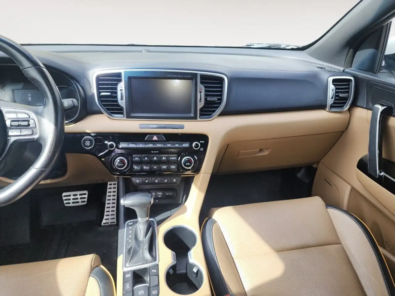 Kia Sportage снимка Kia Sportage