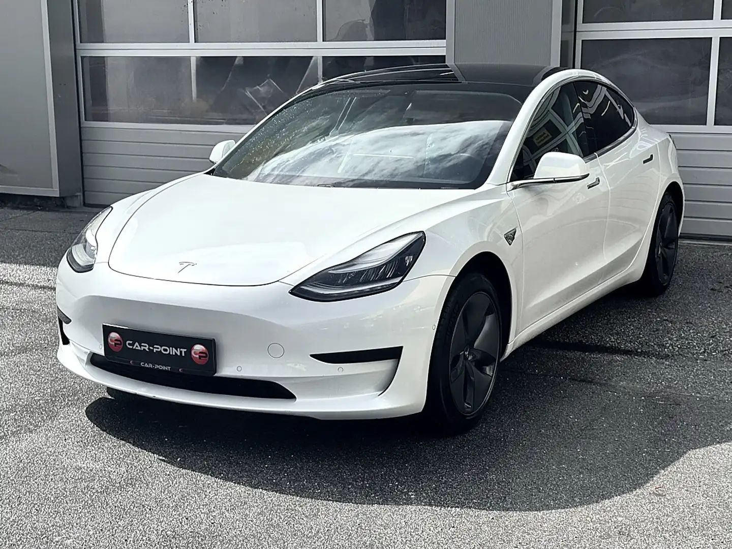 Tesla Model 3 Standard Range RWD Plus 57,5kWh Autopilot Weiß - 1