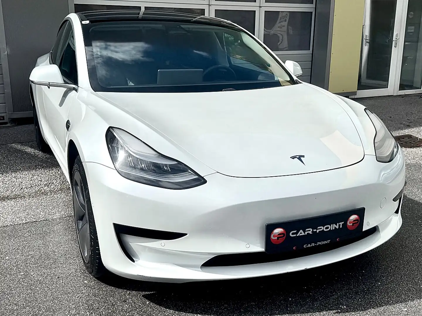 Tesla Model 3 Standard Range RWD Plus 57,5kWh Autopilot Weiß - 2