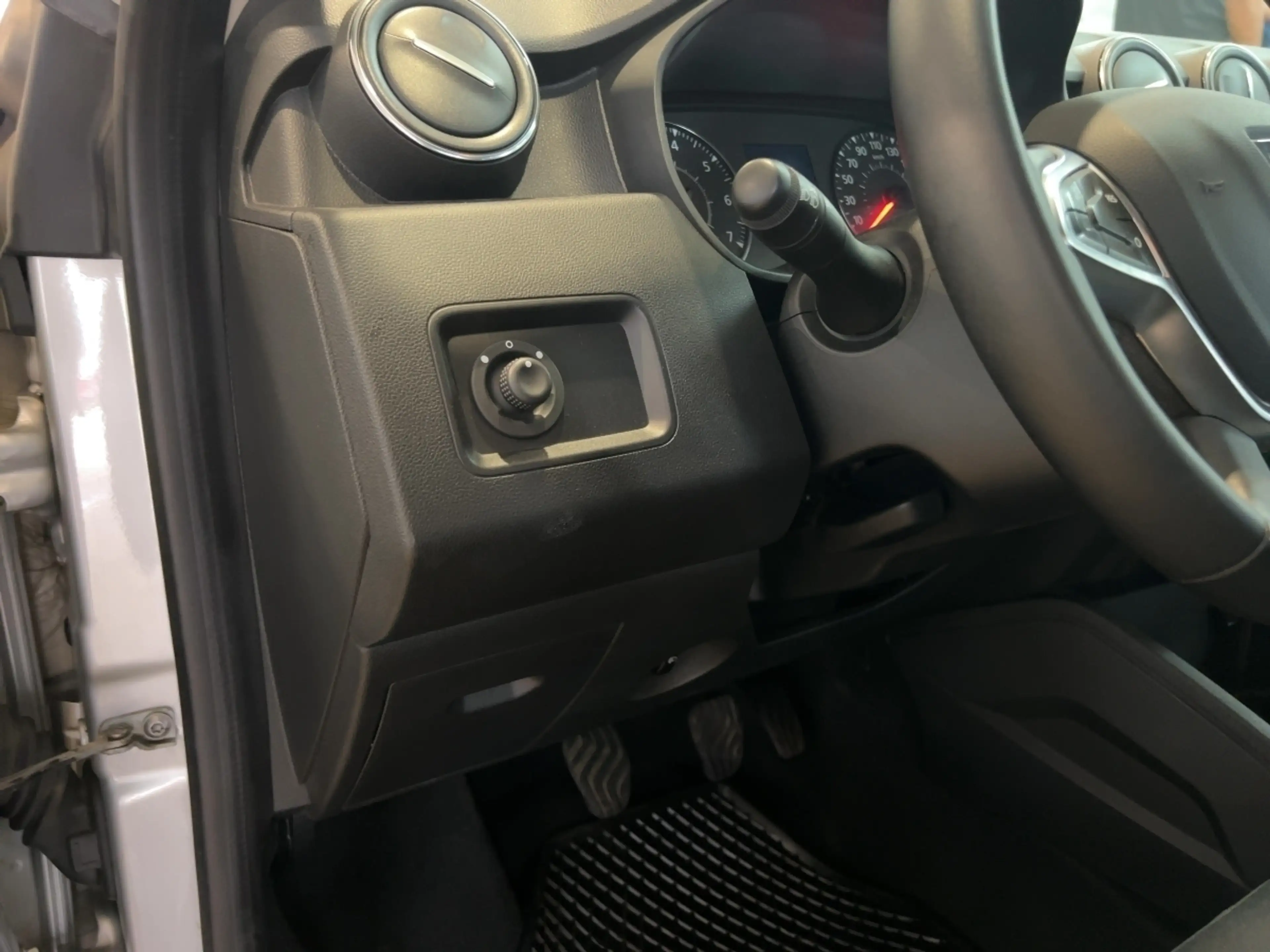 Dacia Duster II TCe 125 Comfort Kamera Klima — photo 13