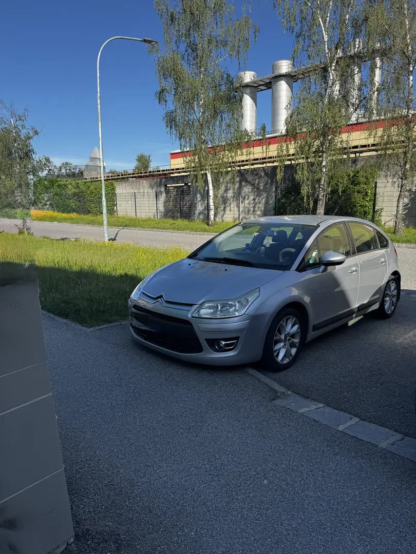 Citroen C4 1.4 16V C-Chic - 1