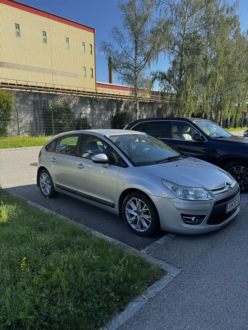 Citroen C4 1.4 16V C-Chic - 2
