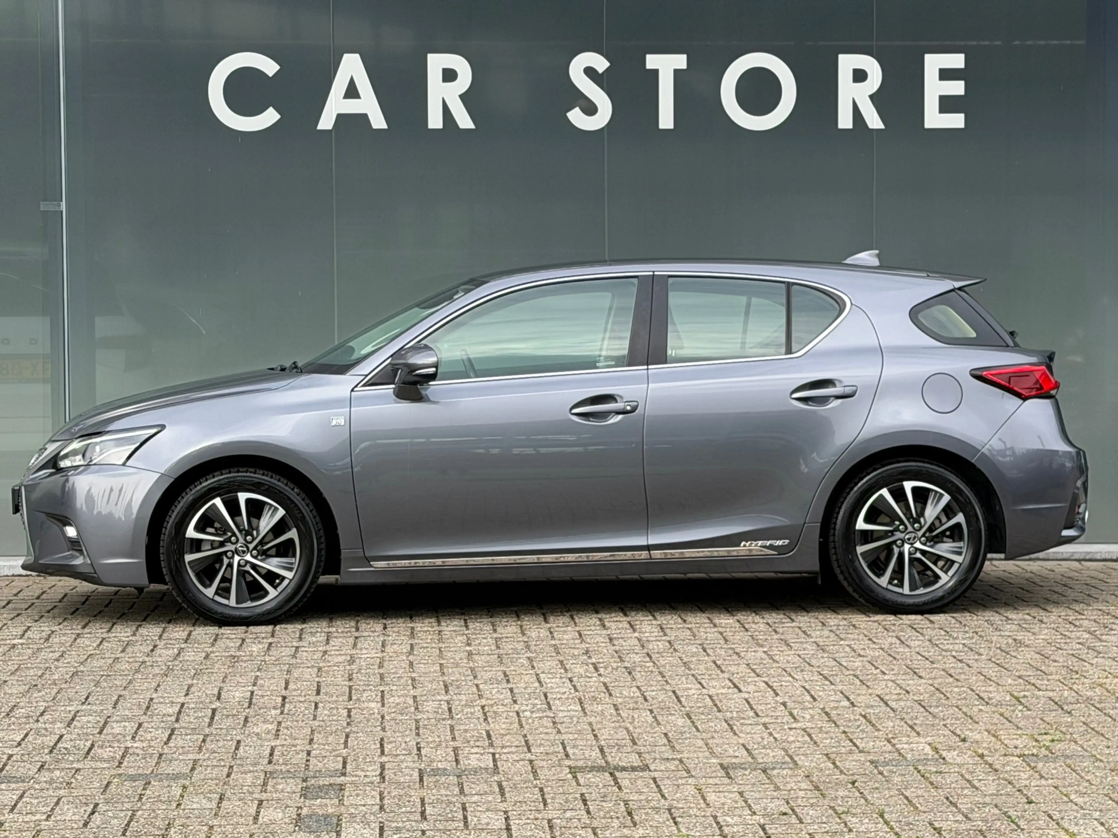 Lexus CT 200h Edition 30 DEALER ONDERHOUDEN — photo 2