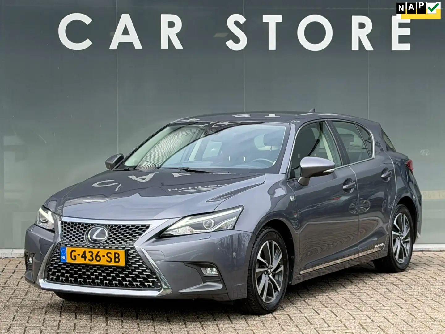 lexus ct