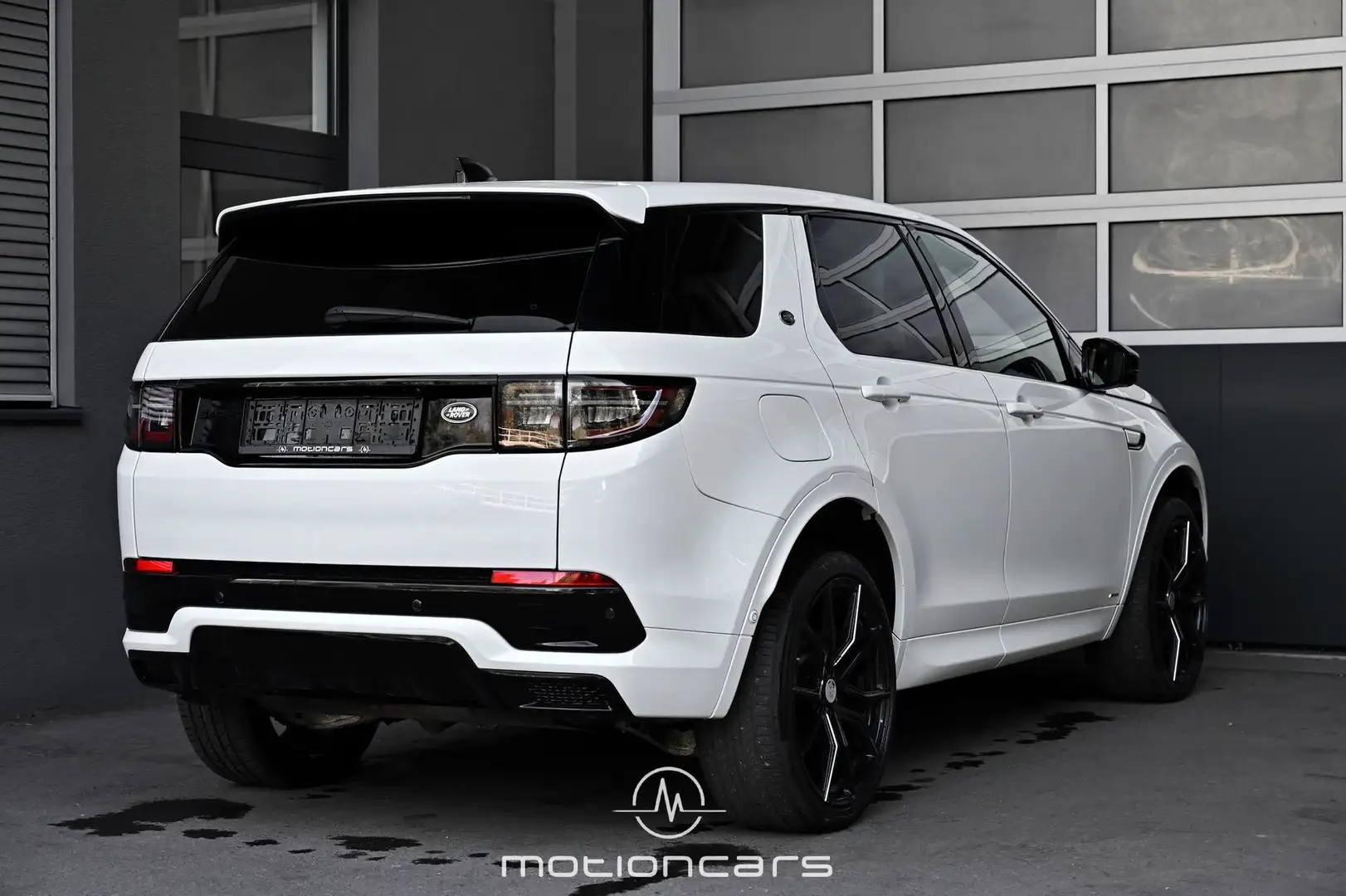 Land Rover Discovery Sport 2.0 P300e R Dynamic Pickerl NEU Weiß - 2