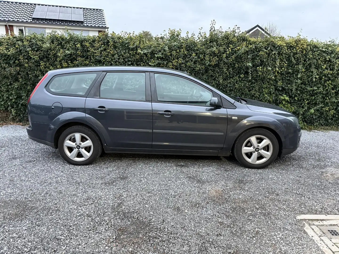 Ford Focus Wagon 1.6-16V Futura | Airco | Cruise Control | LM Grijs - 2