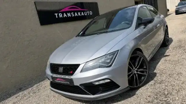 SEAT Leon Cupra 2.0 TSi 300 cv DSG6 - Toit panoramique Jantes 19 Radar de stationnement AR
