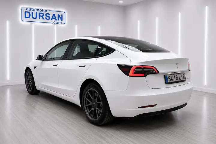 Tesla Model 3 2022, foto 4