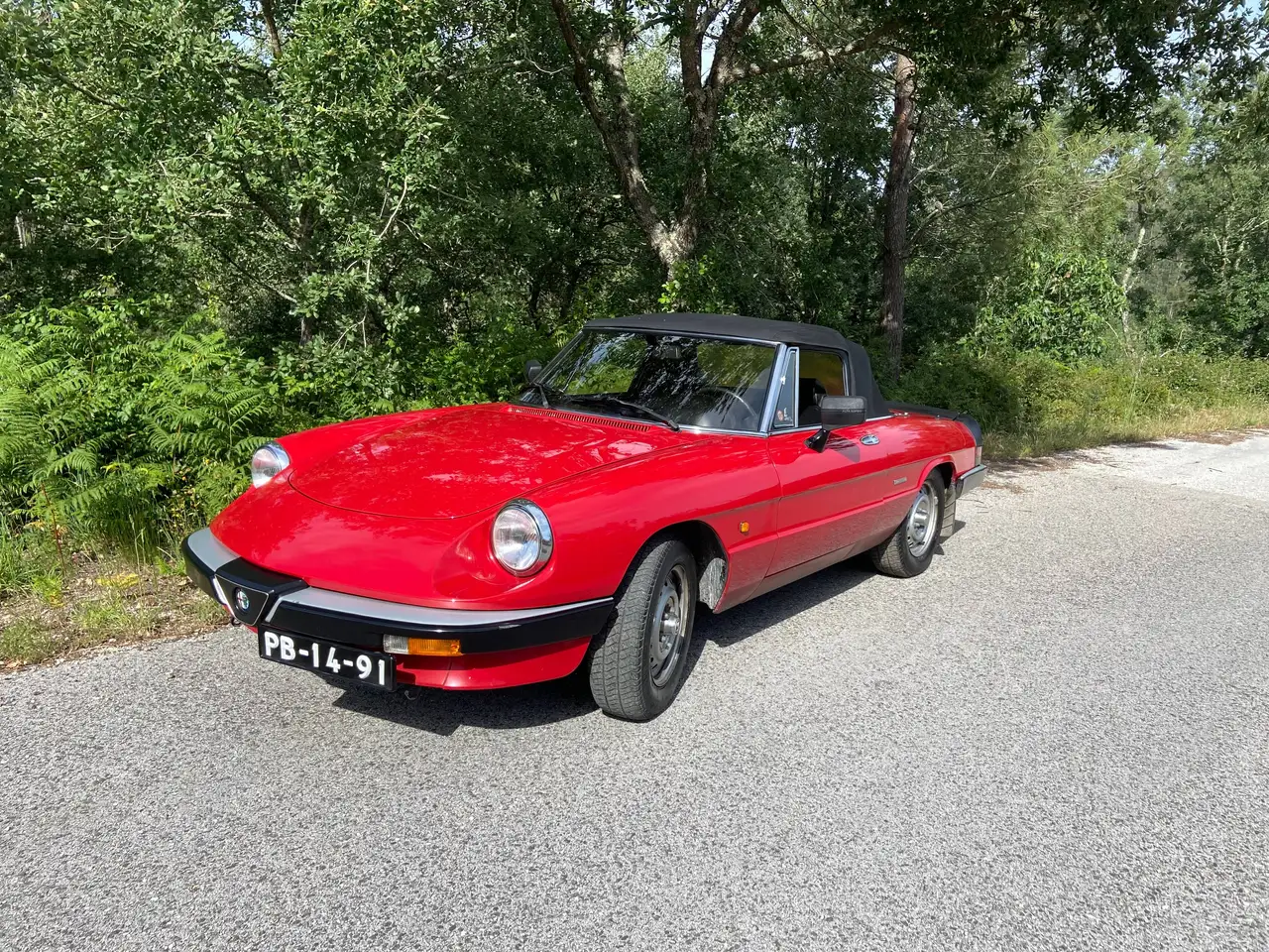 Alfa Romeo Spider 1.6, foto 1
