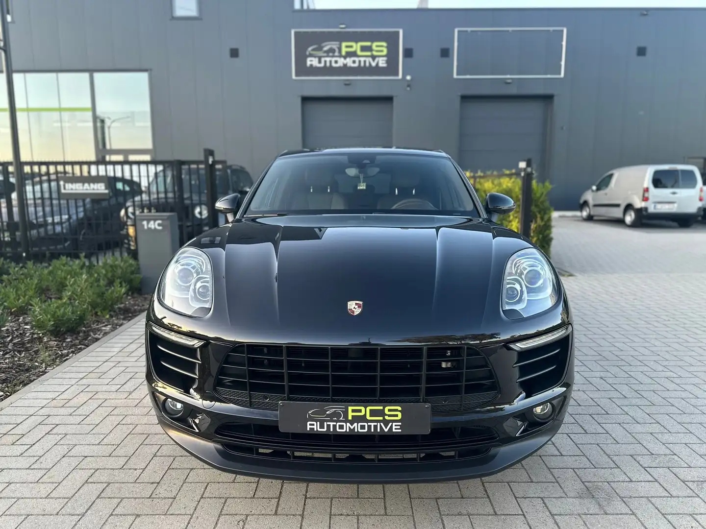 Porsche Macan S 3.0 V6 Bi-Turbo / 171.000KM / 2015 Negro - 2