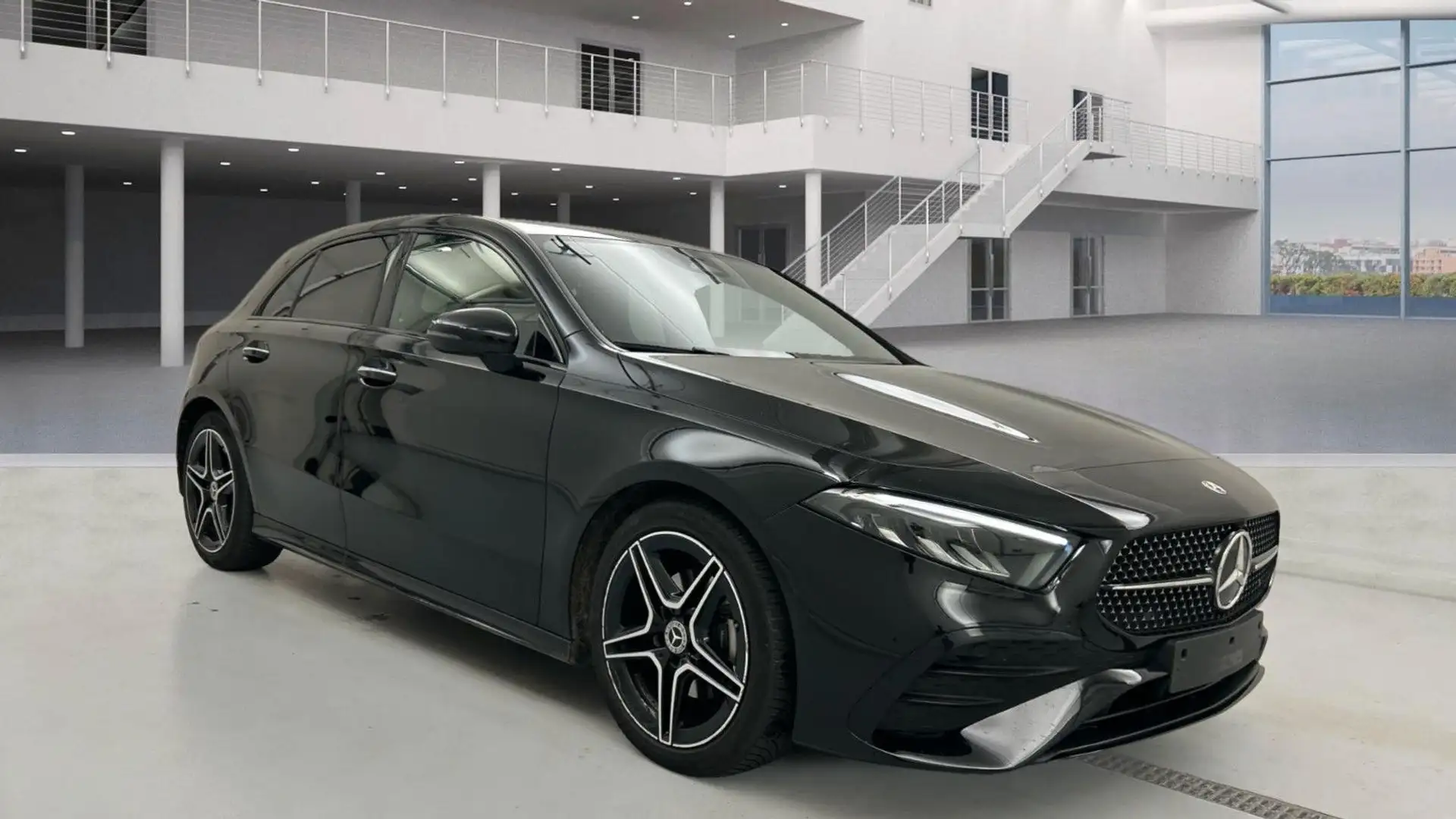 Mercedes-Benz A 200 NIGHT*ACC*AMBIENTE*KEYLESS AMG Line Adv + Noir - 1