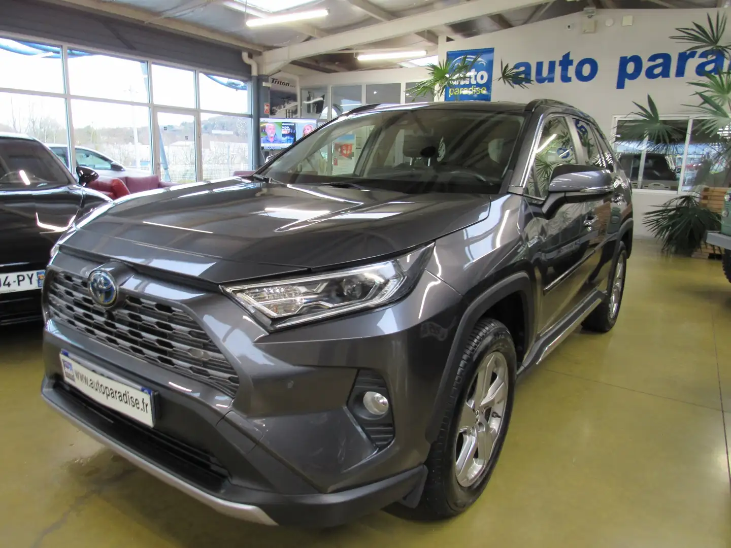 Toyota RAV 4 HYBRIDE 218 LOUNGE 2WD + ATTELAGE Gris - 1