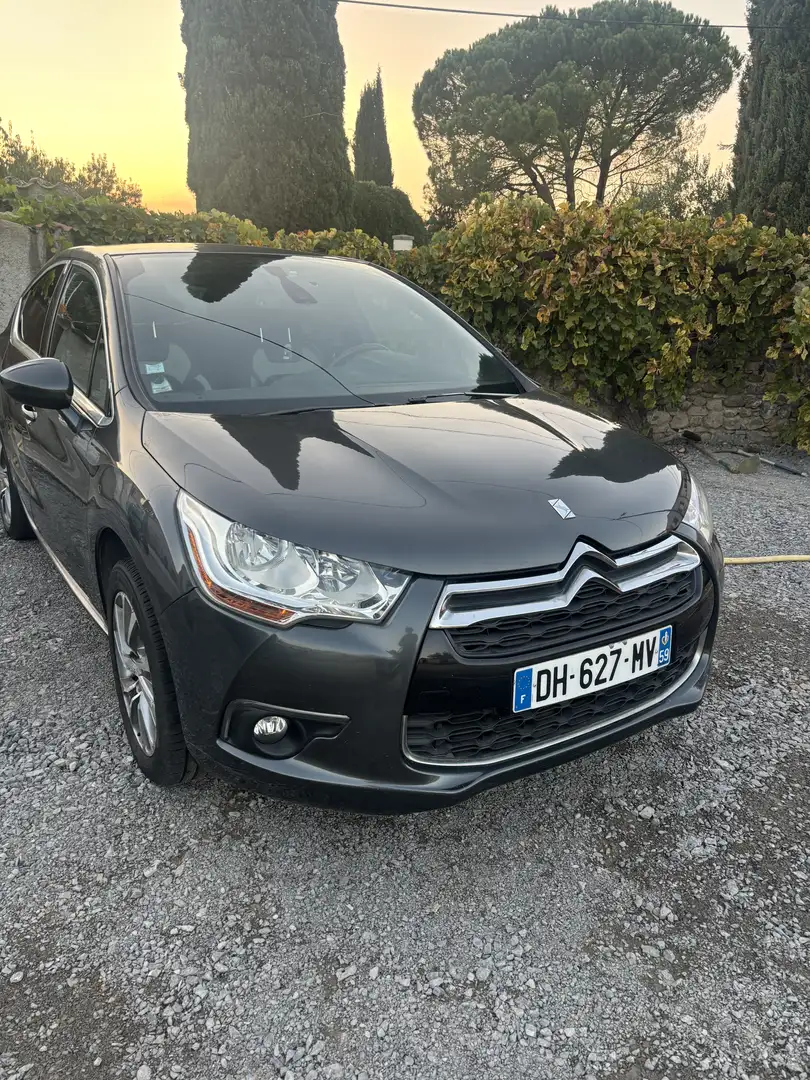 Citroen DS4 HDi 160 So Chic - 2