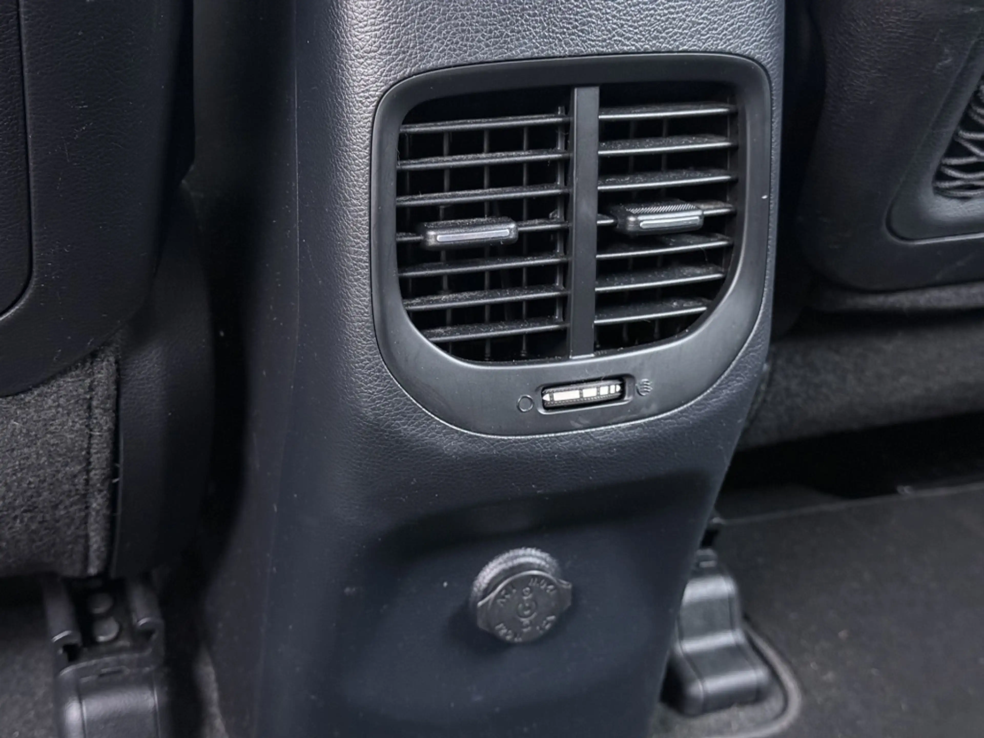 Kia Carens 1.6 GDi ComfortLine | 7 persoons | cruise control — photo 18