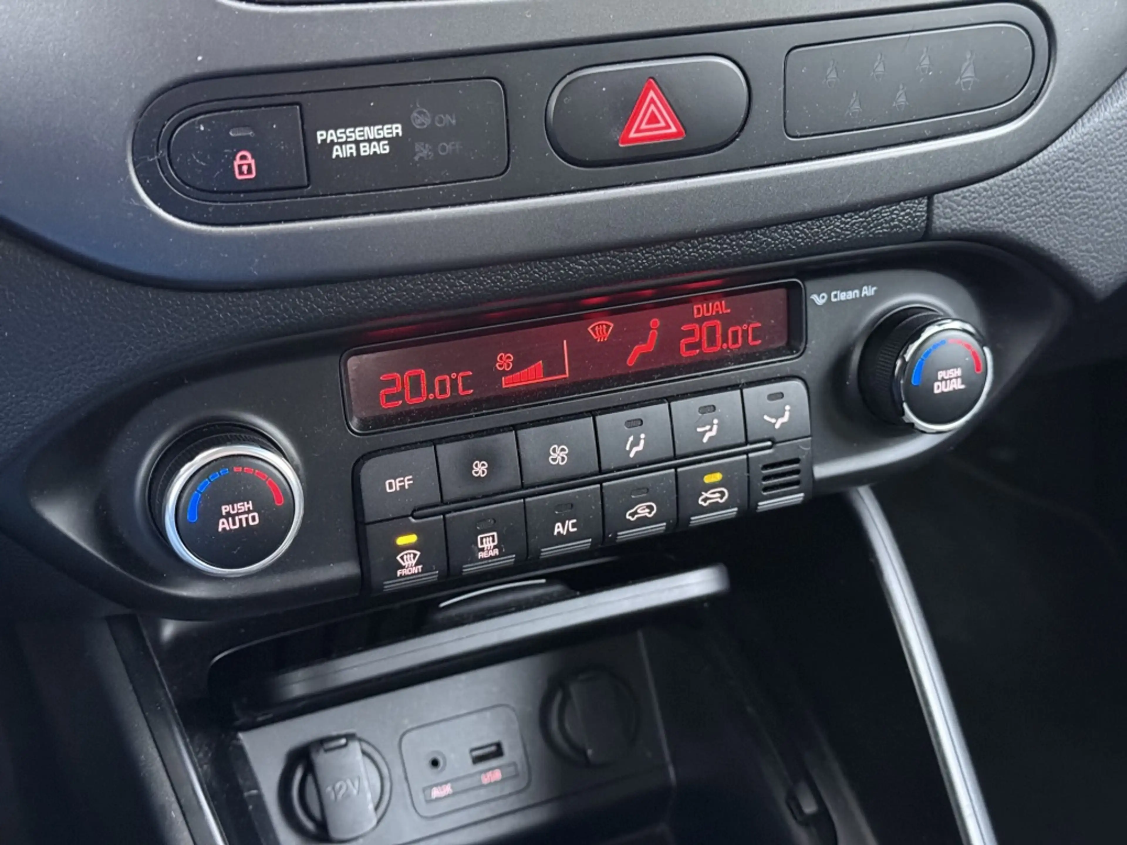Kia Carens 1.6 GDi ComfortLine | 7 persoons | cruise control — photo 32