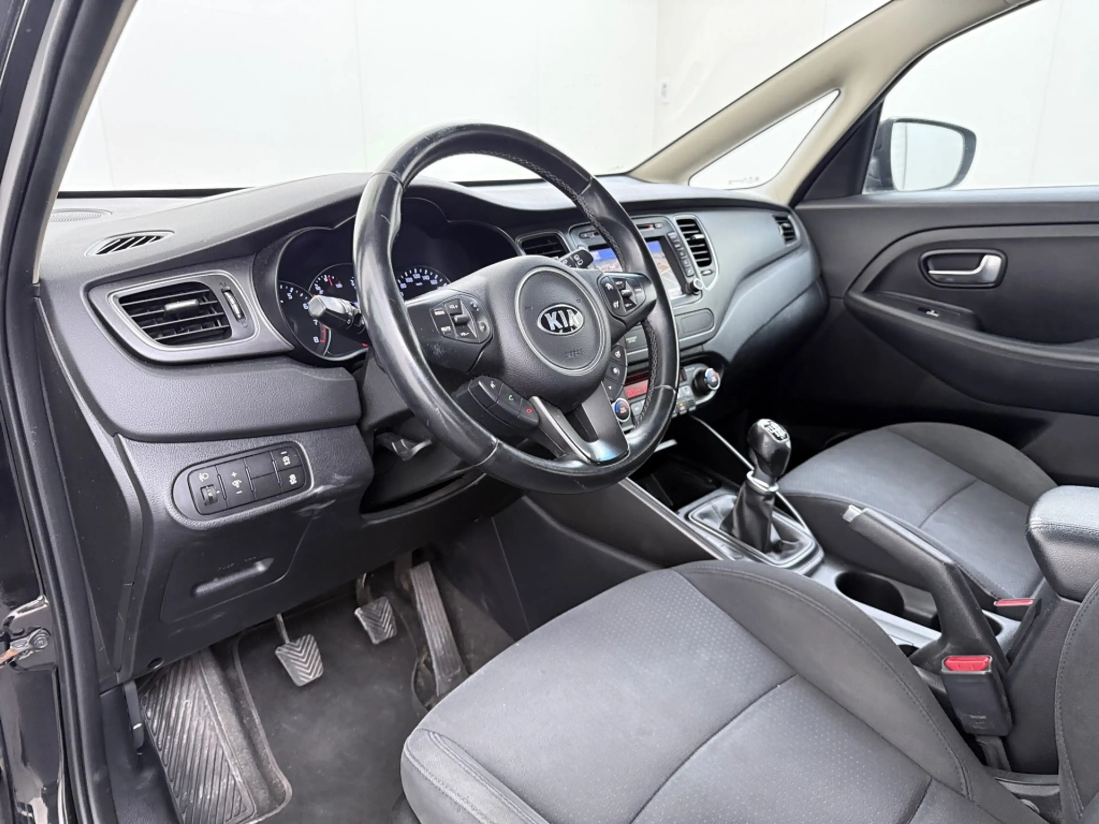 Kia Carens 1.6 GDi ComfortLine | 7 persoons | cruise control — photo 13