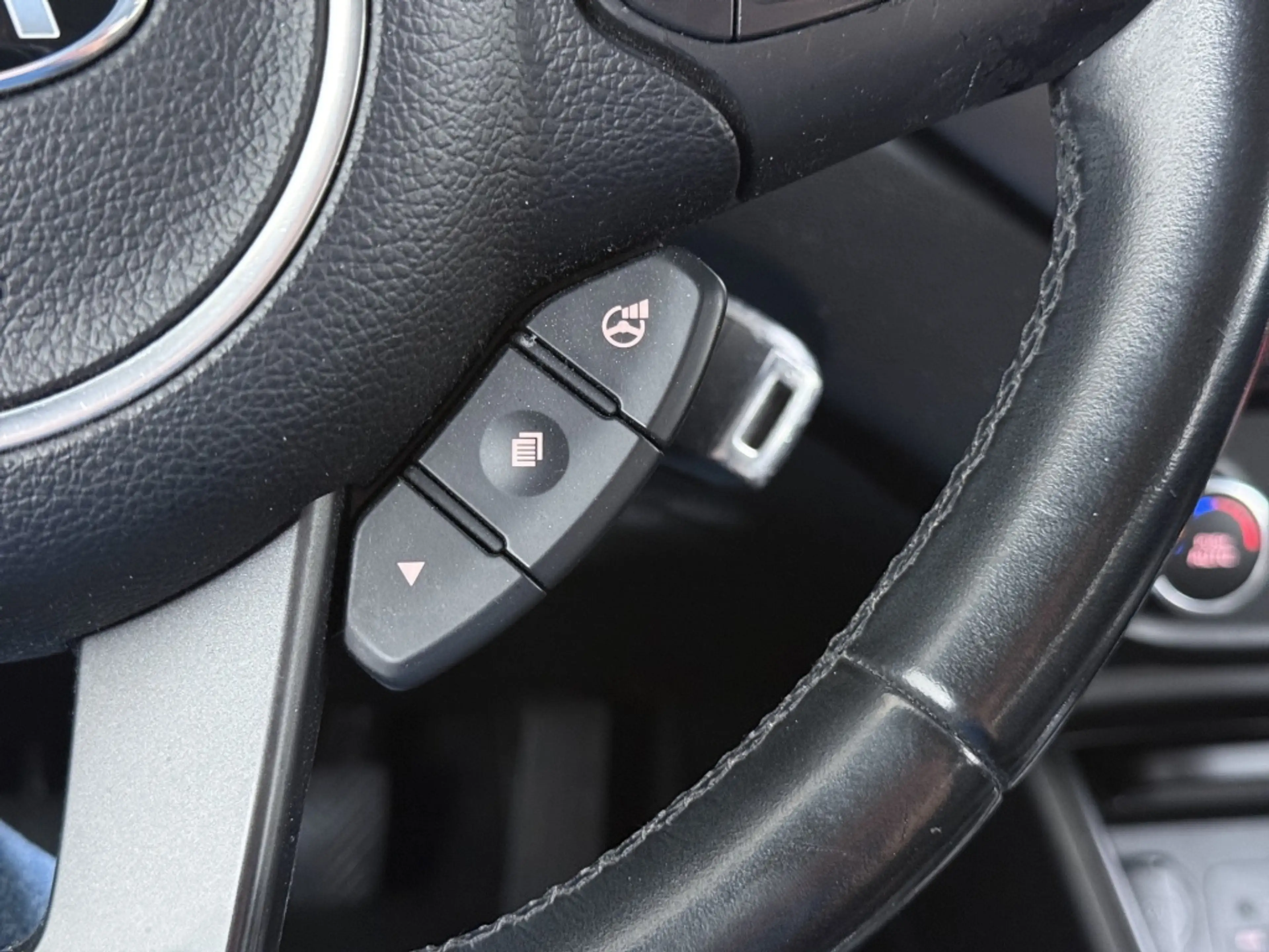 Kia Carens 1.6 GDi ComfortLine | 7 persoons | cruise control — photo 28