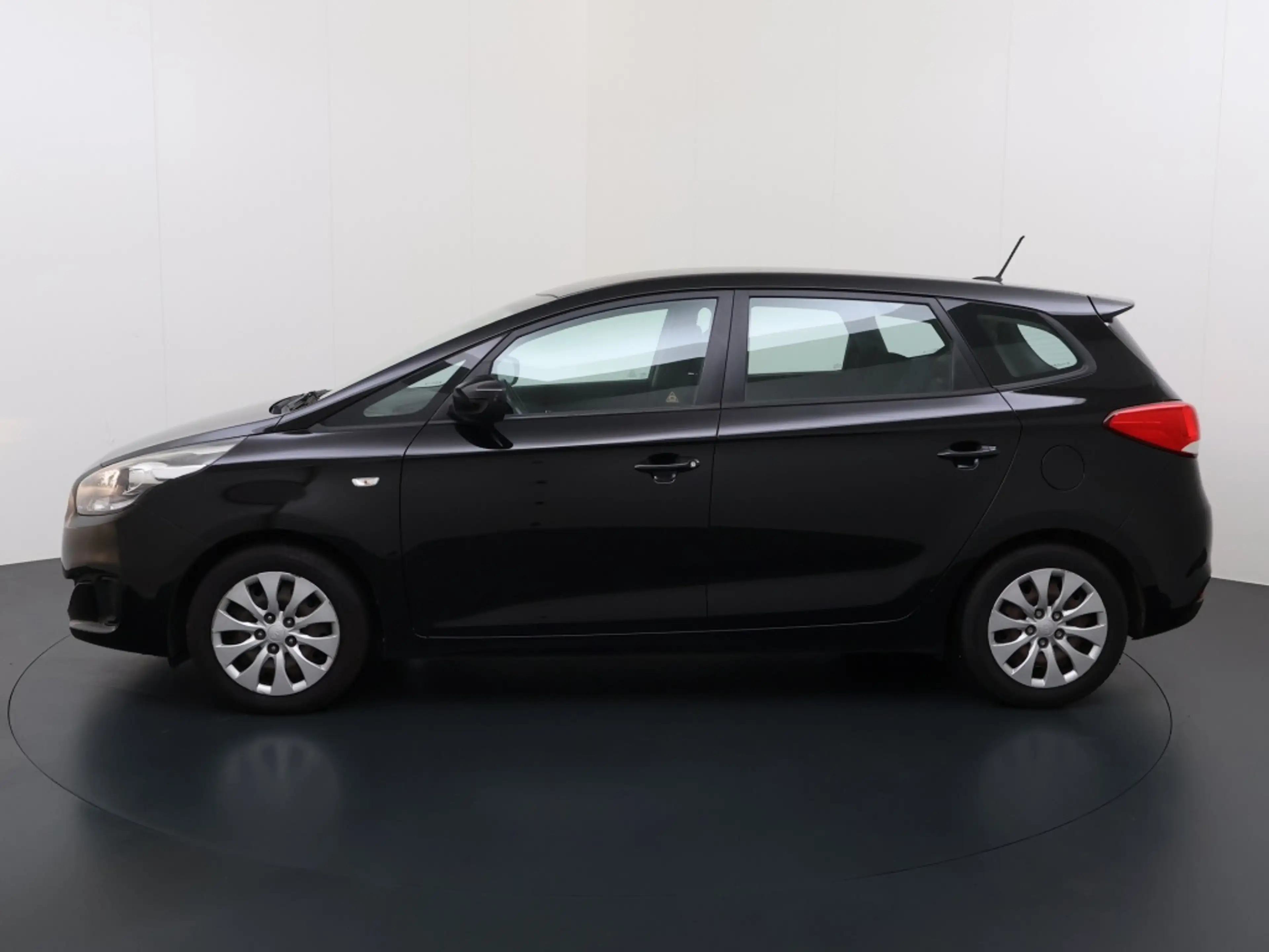 Kia Carens 1.6 GDi ComfortLine | 7 persoons | cruise control — photo 4
