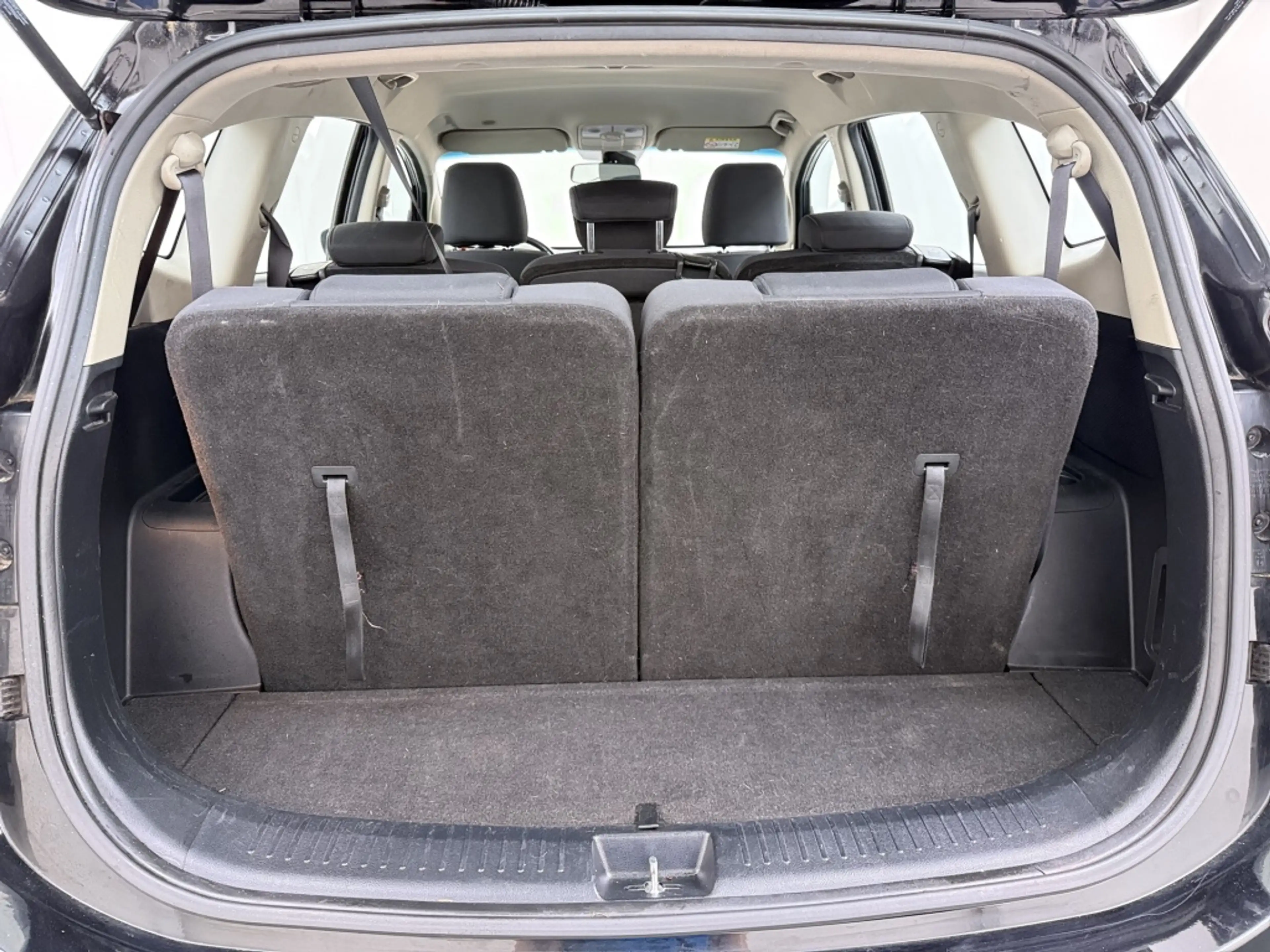 Kia Carens 1.6 GDi ComfortLine | 7 persoons | cruise control — photo 7