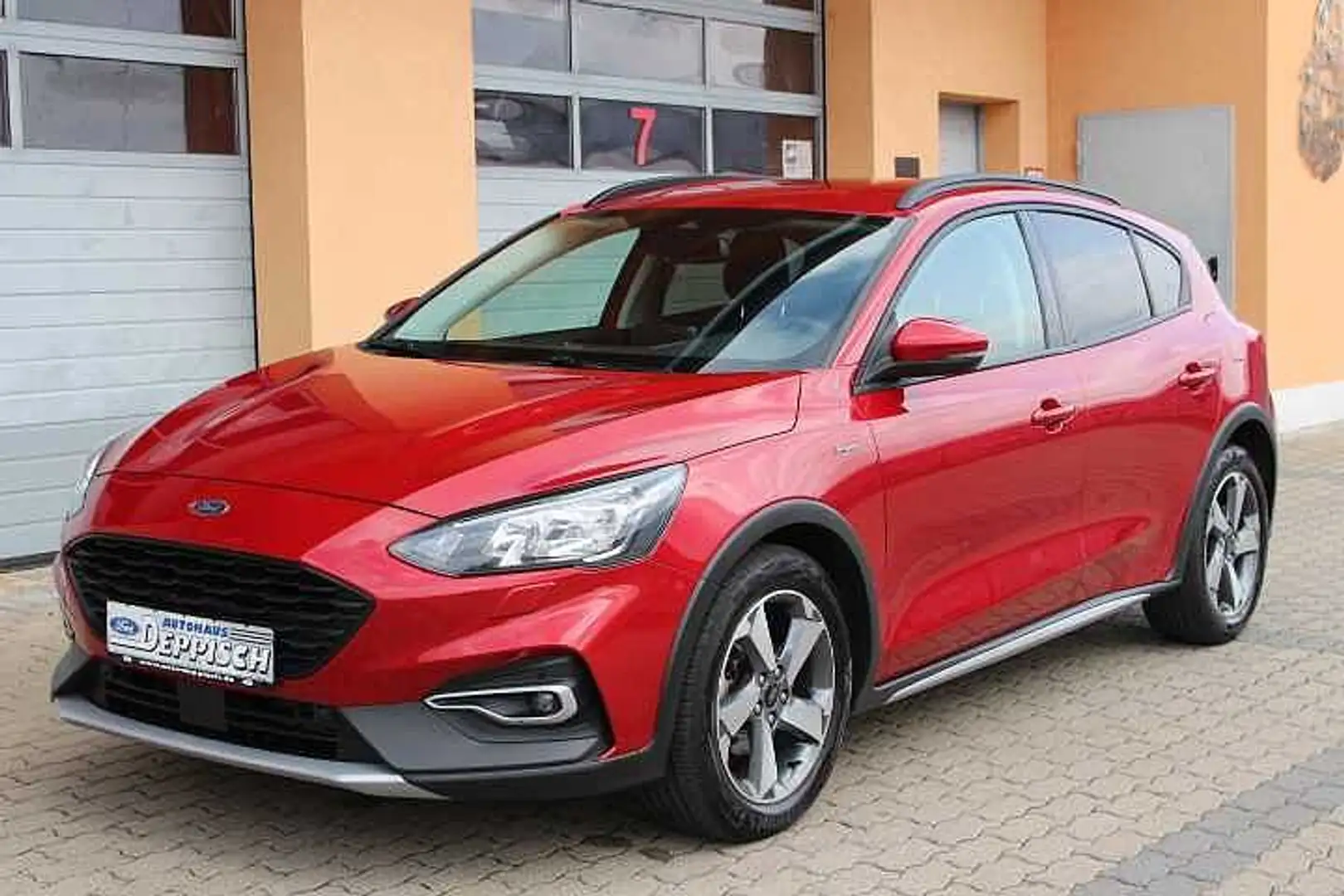 Ford Focus ACTIVE Rojo - 1