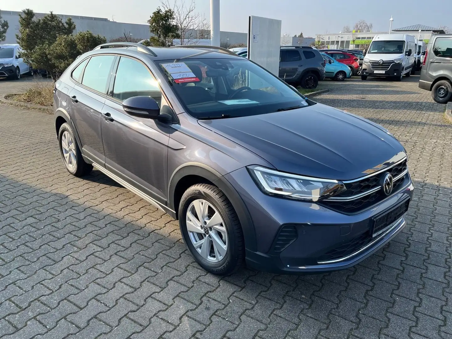 Volkswagen Taigo 1.0 TSI Life Klimaanlage Einparkhilfe Grigio - 2