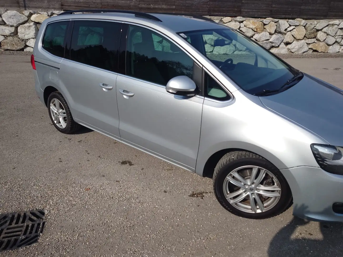 Volkswagen Sharan Comfortline BMT 2,0 TDI DSG - 2