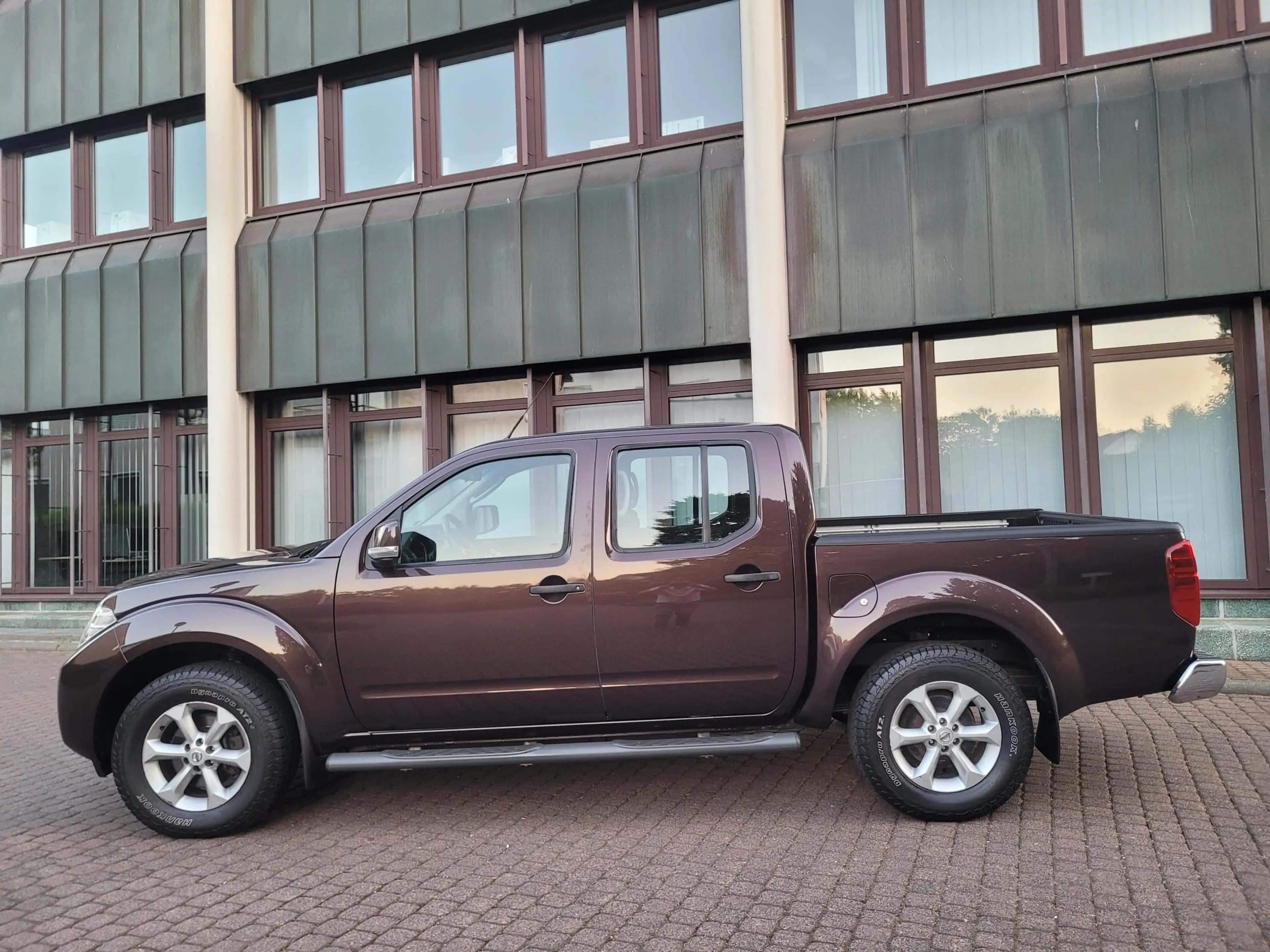 Nissan Navara Double Cab SE 4X4
