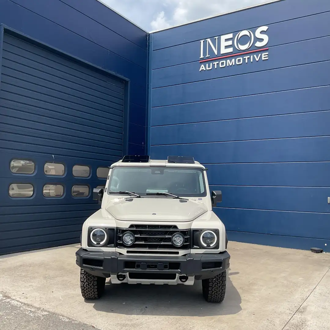 Ineos Grenadier Utility Wagon 2 seats Blanc - 2