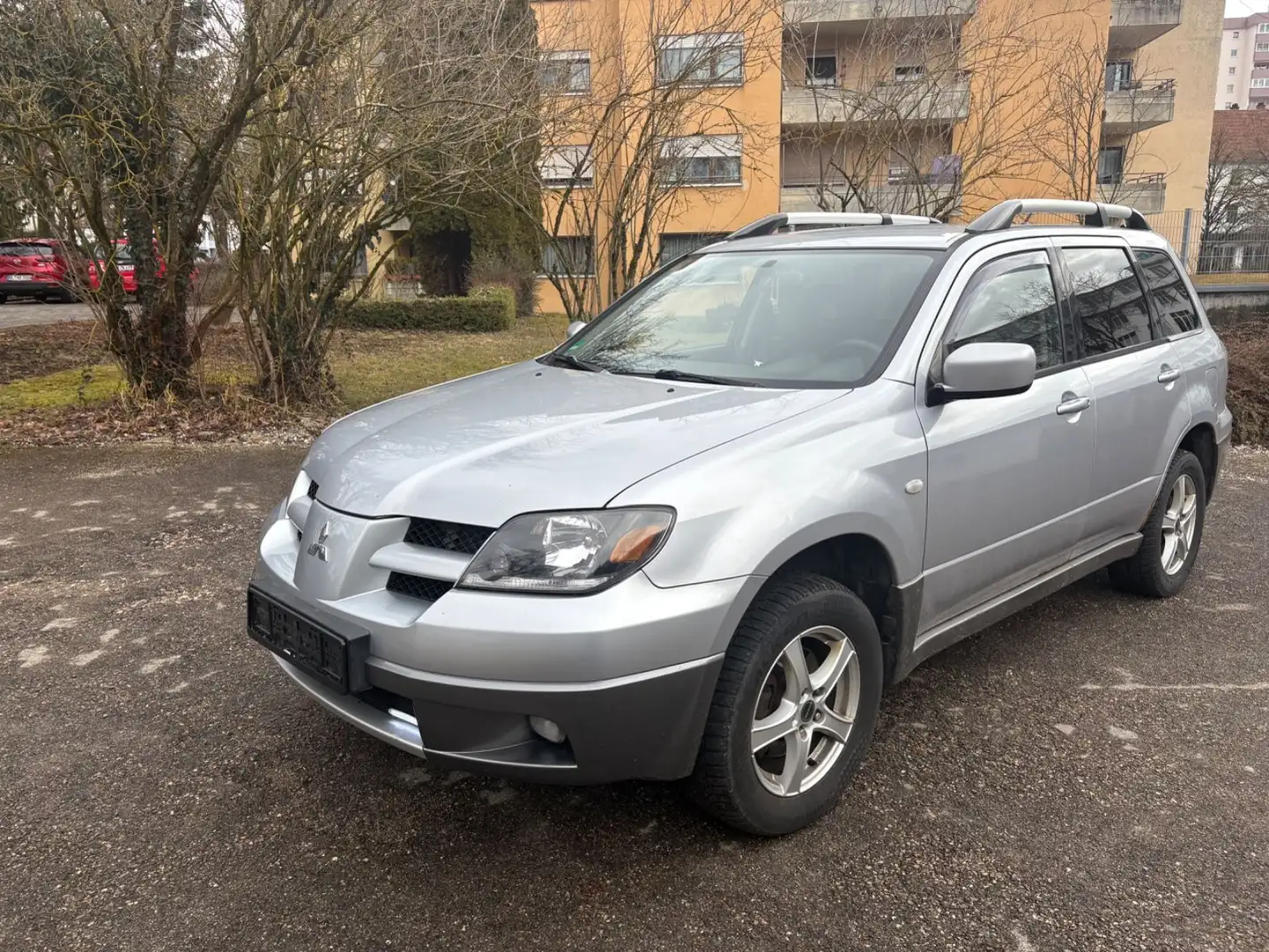 Mitsubishi Outlander 2.4 4WD Gasanlage kein Tüv Silber - 1