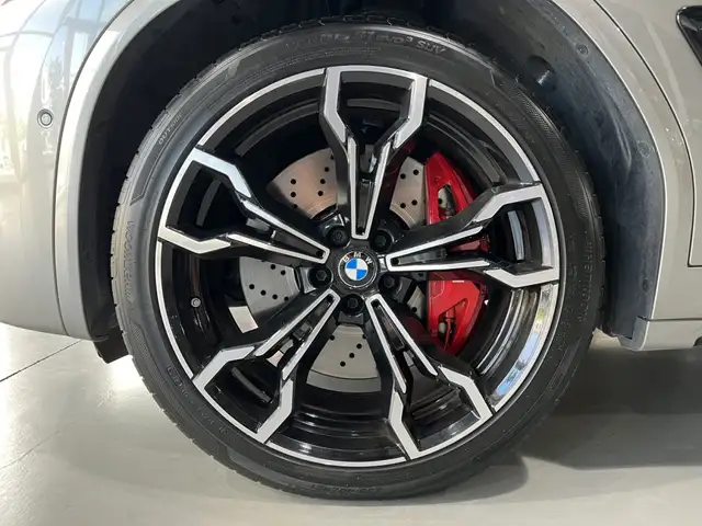 BMW X3 M view 12