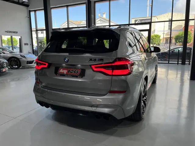 BMW X3 M view 9