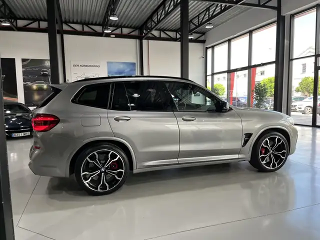 BMW X3 M view 7