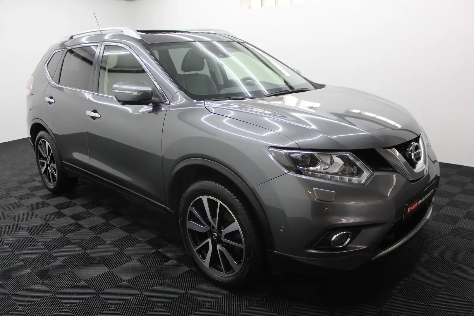 Nissan X-Trail X-Trail 1.6 dCi 2WD Tekna 7pl. Xtronic * Garantie Plateado - 2