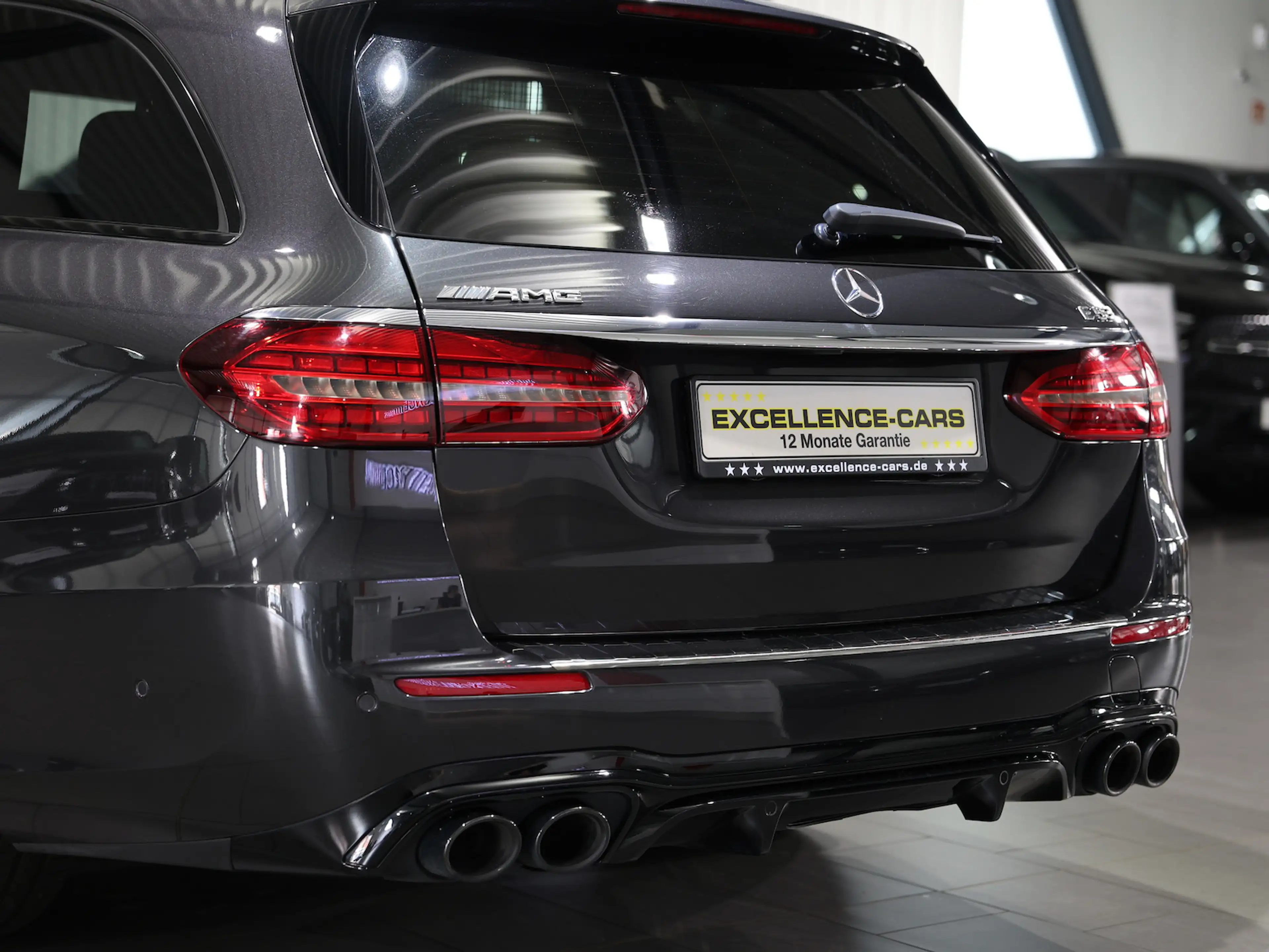 Mercedes-Benz E 53 AMG T 4M / PANORAMA / DISTRONIC / BURMESTER — photo 13