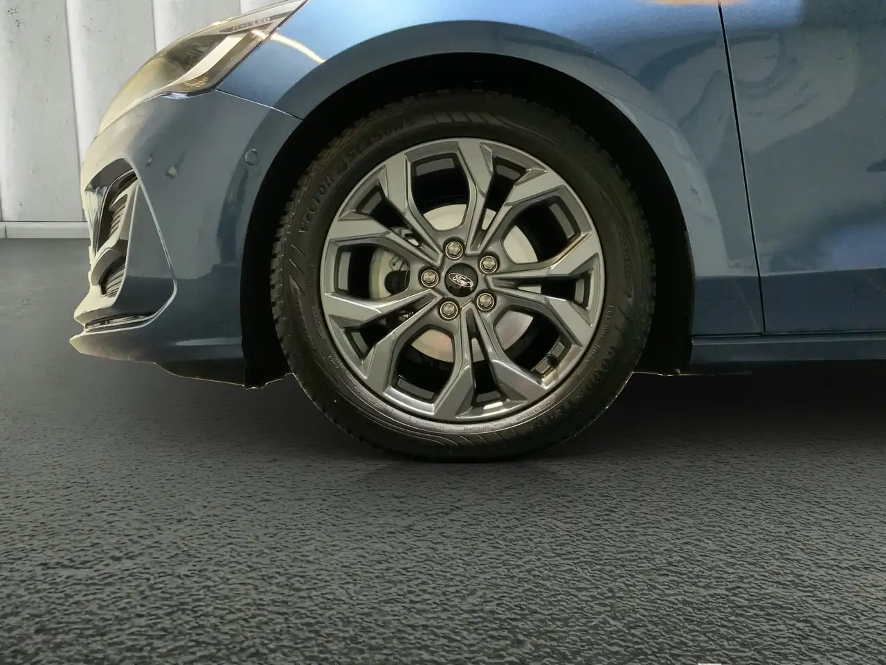 Ford Focus ST-Line X Turnier Aut.*AHK*ACC*HUD*KAM*NAVI*WINTER, миниатюра 9