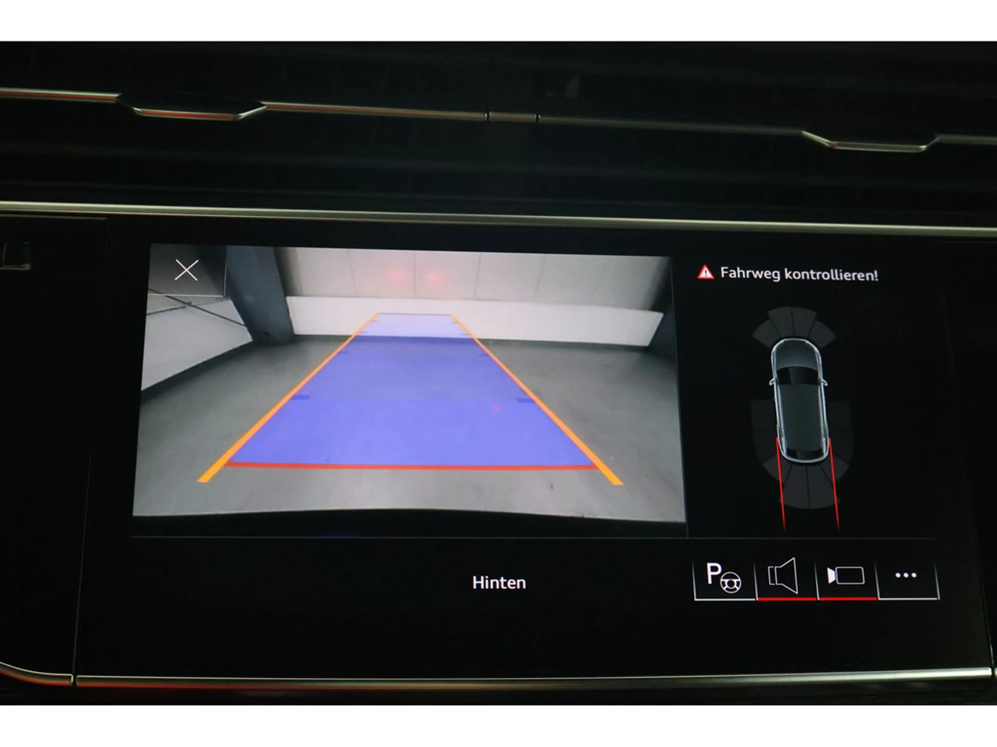 Audi SQ8 4.0 TFSI quattro B&O*Pano*LED — photo 12