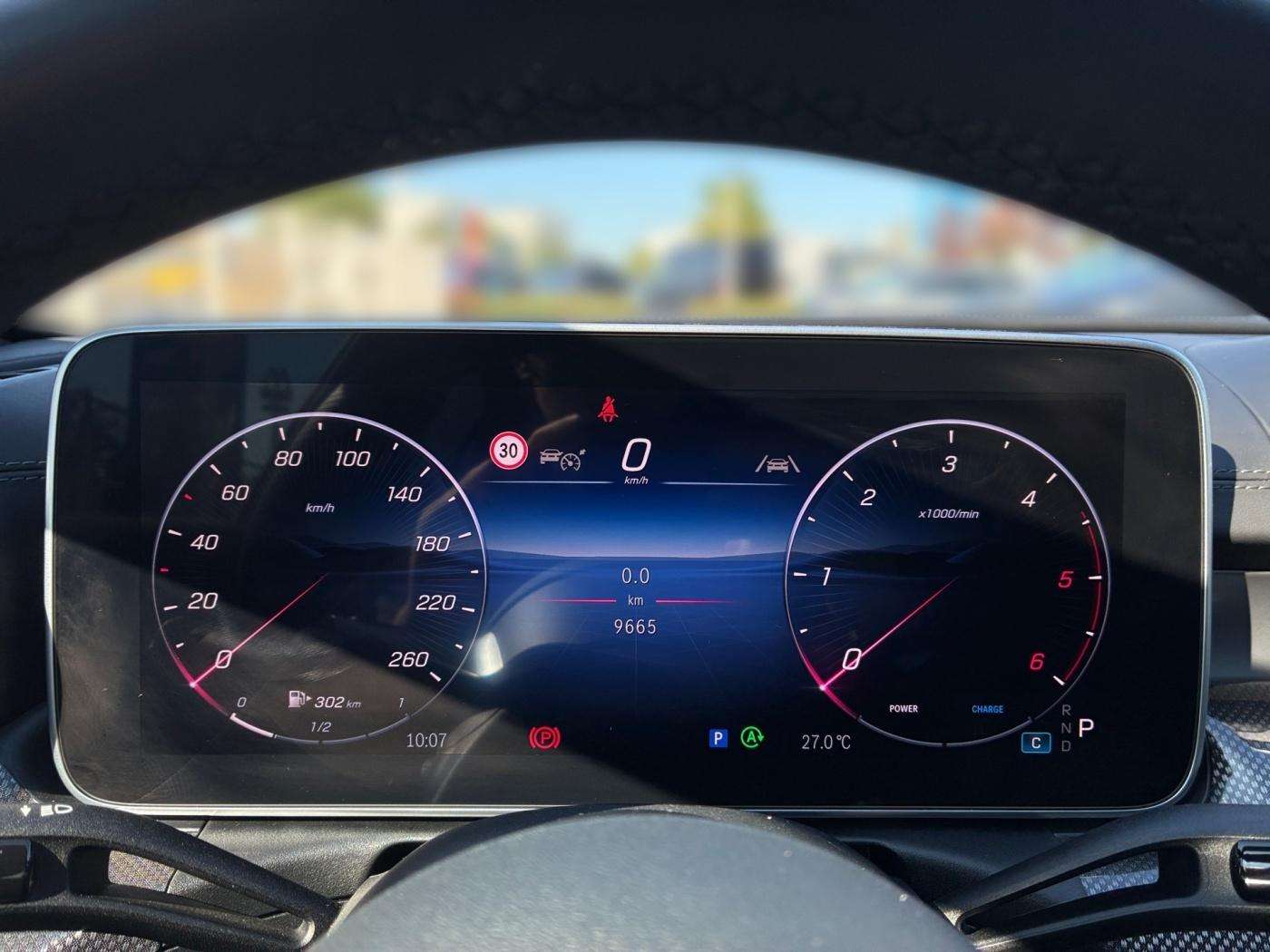 Mercedes-Benz C 220