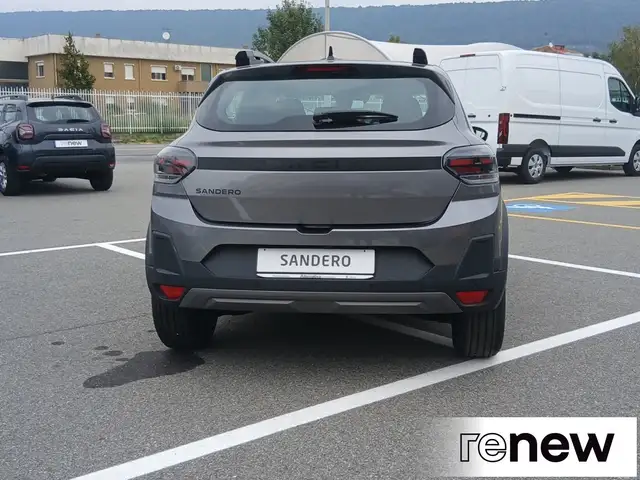 Dacia Sandero view 5