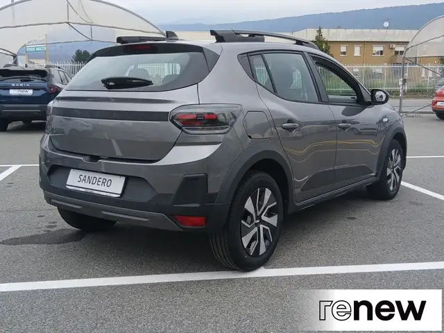 Dacia Sandero view 4