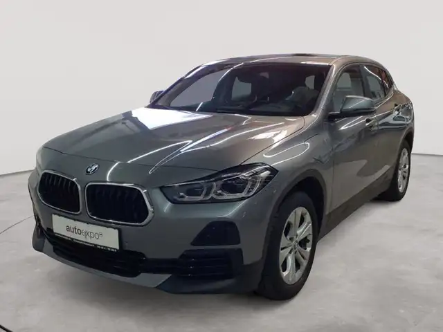 BMW X2 view 2