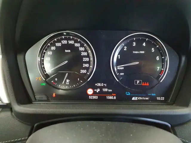 BMW X2 view 11