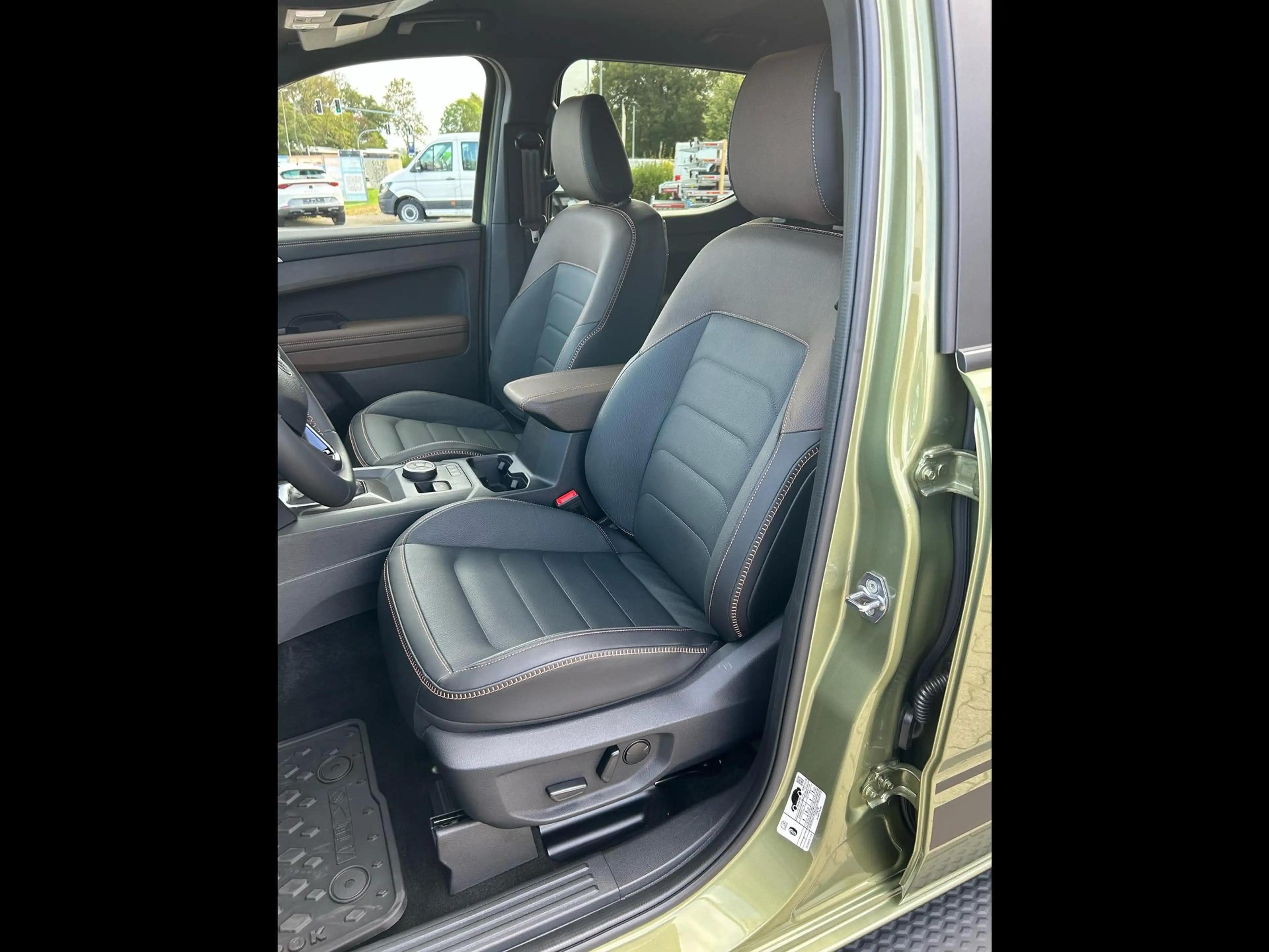 Volkswagen Amarok PanAmericana 3.0 TDI V6 4MOTION / Standheizung — photo 6