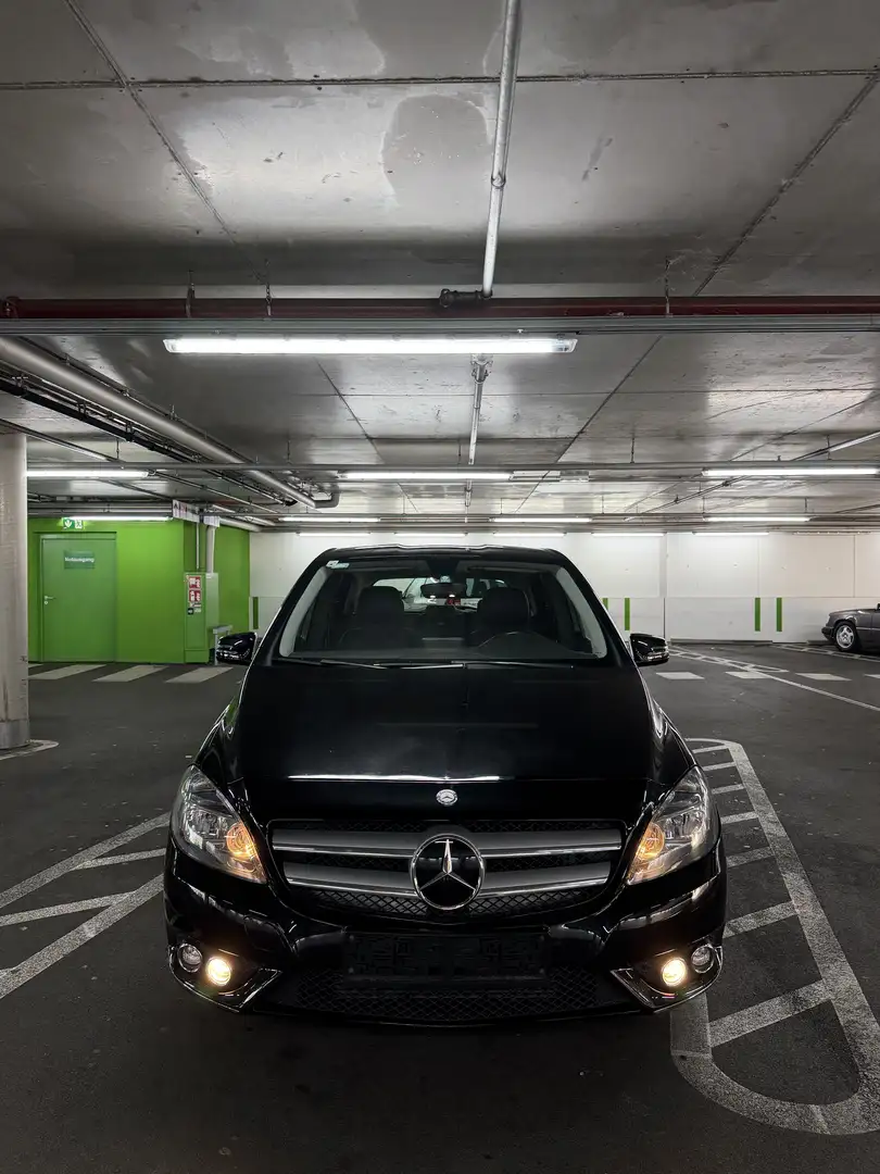 Mercedes-Benz B 200 CDI BlueEfficiency A-Edition DPF Aut. Schwarz - 1